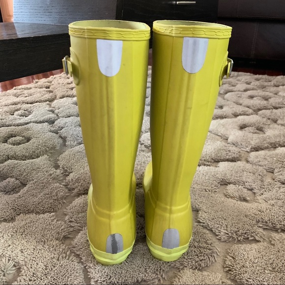 Hunter Rain Boots (Big Girls/Womens) - Picture 3 of 8